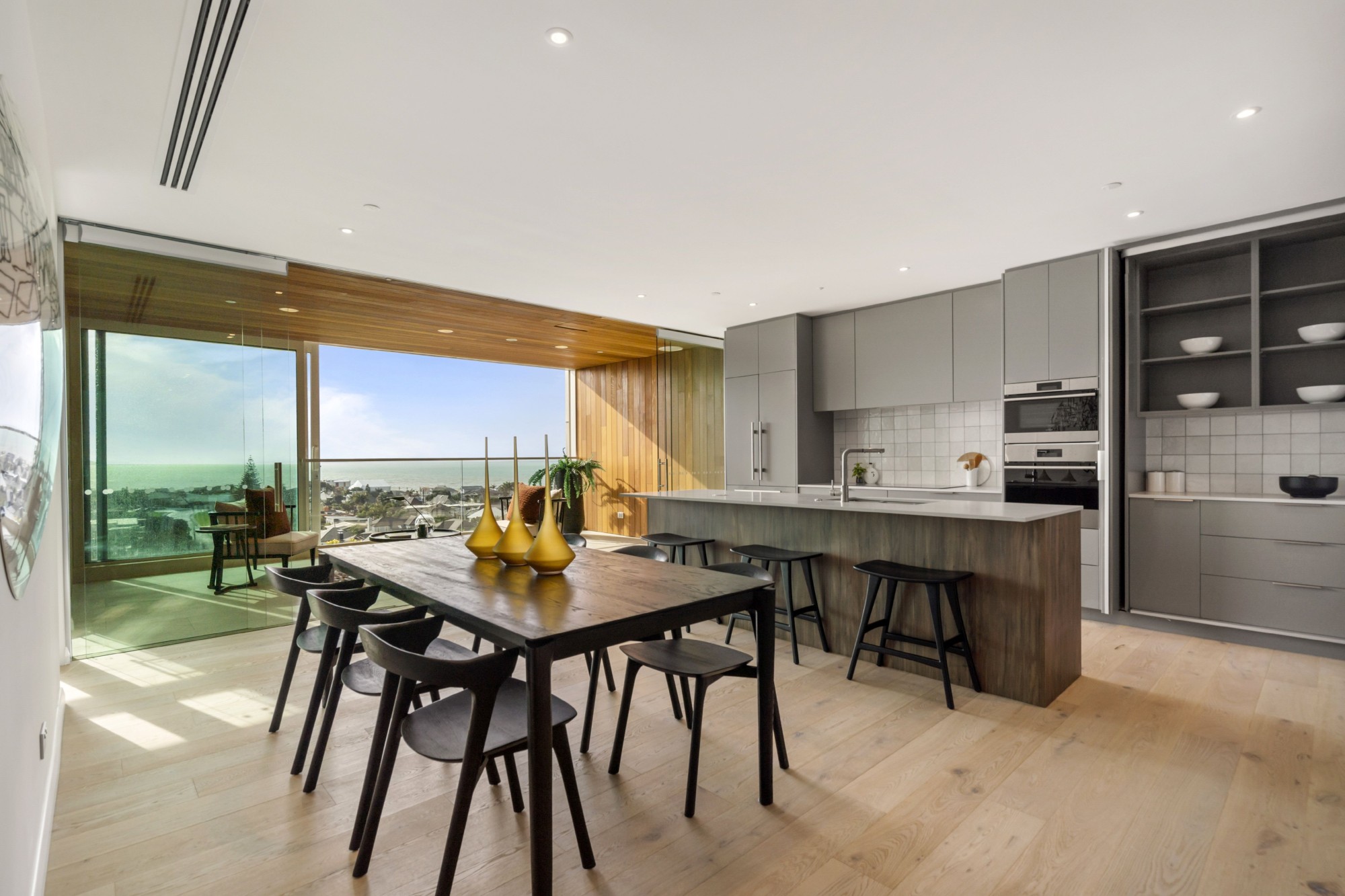 Apartment 700