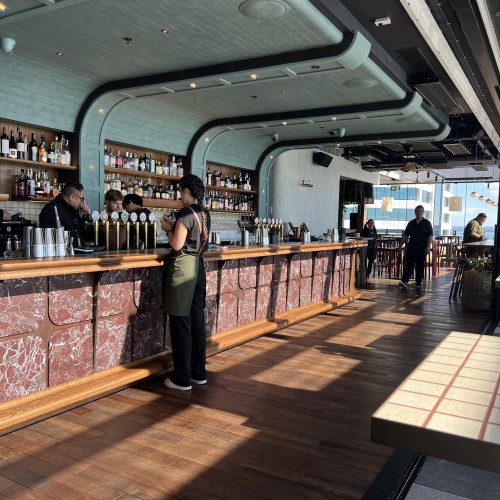Queens Rooftop bar and restaurant 2