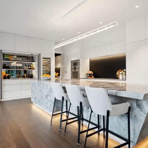 Superwhite Kitchen island with 70 mm mitred edge detail House of Nautica