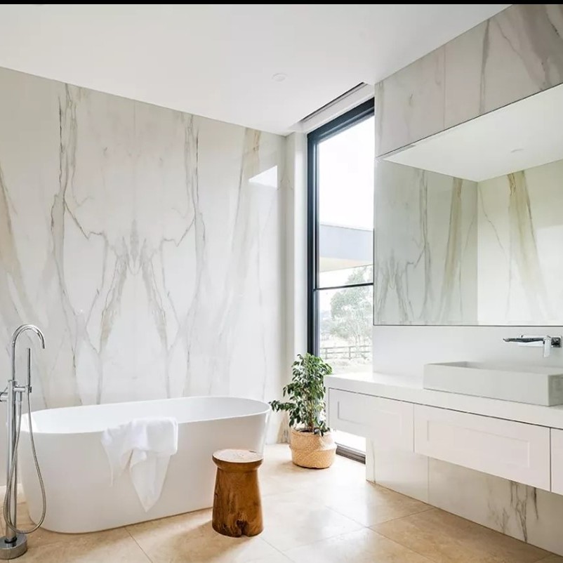 Florim Calacutta Gold porcelain bathroom v2