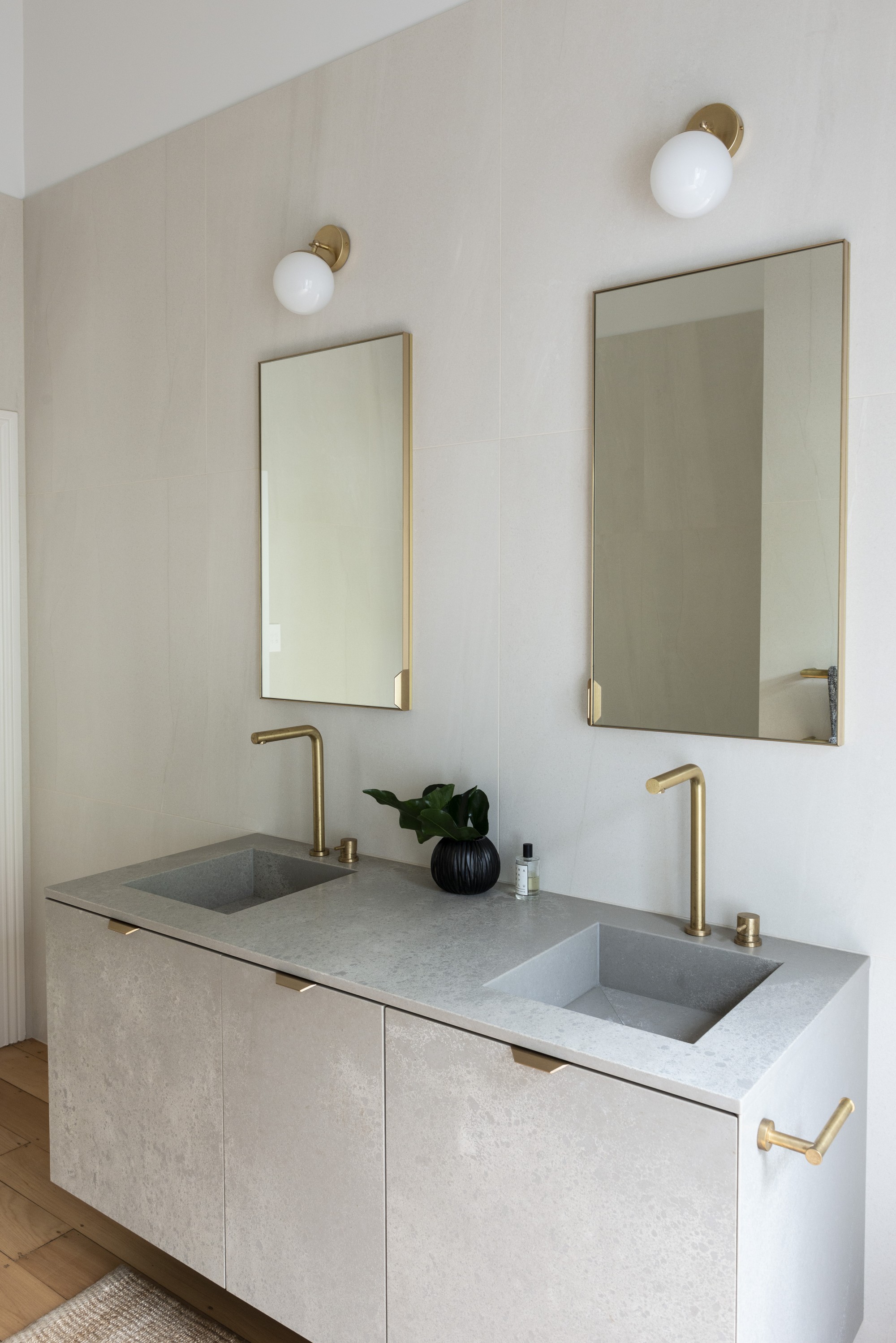 SY Devonport 206 Bathroom Vanity Front view v2