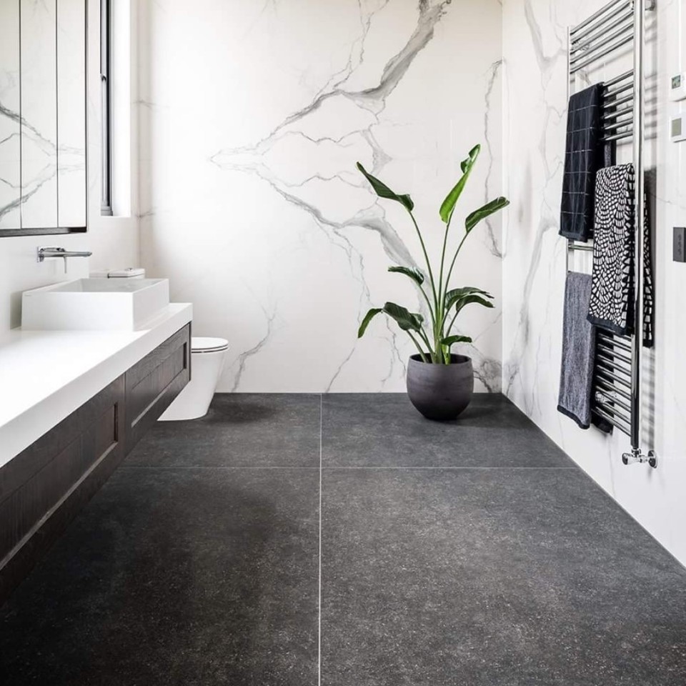 Statuario porcelain Bathroom