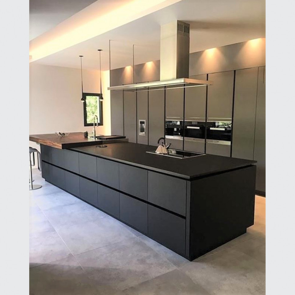 Dekton 6