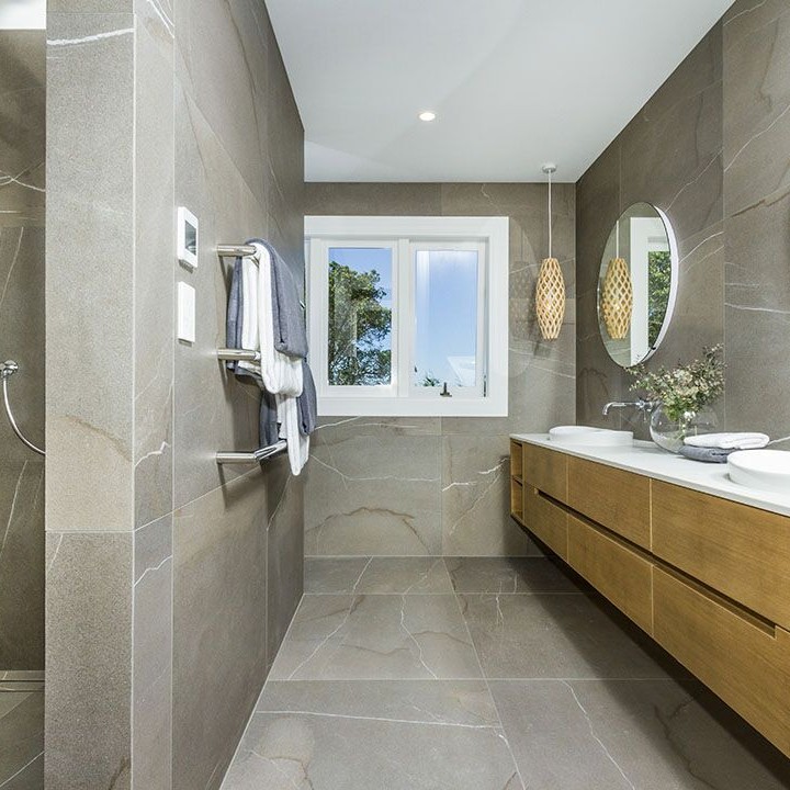 Flavell bathroom Caesarstone
